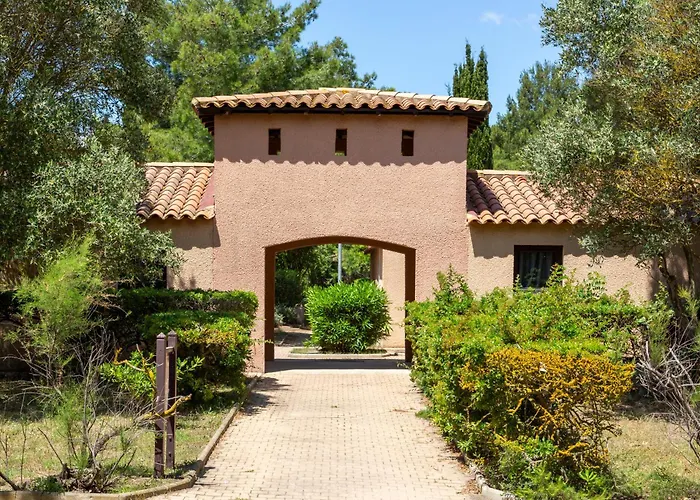 Hotel Sowell Residences Les Lauriers Roses 3*