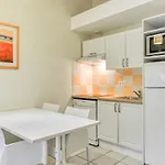 Sowell Residences Les Lauriers Roses 3*