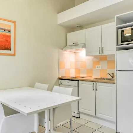 Sowell Residences Les Lauriers Roses 2*