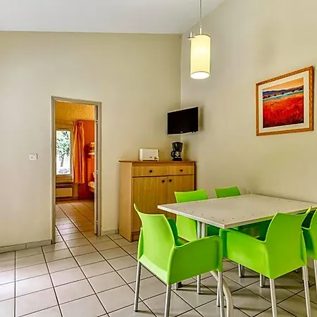 Sowell Residences Les Lauriers Roses מלון דירות